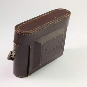 Vintage Leather Fitted Camera Case for Kodak 620 Series 4,5 Mod. 37 (1954-56)