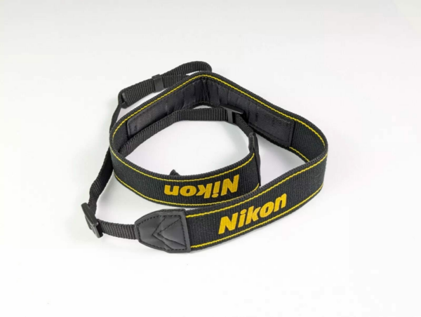 Nice Vintage Nikon 34mm Wide Neck Strap Shoulder Strap for DSLR Cameras