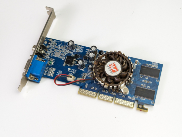 Nice Vintage ATI Radeon 9200 SE 64-bit AGP 8X Video Card