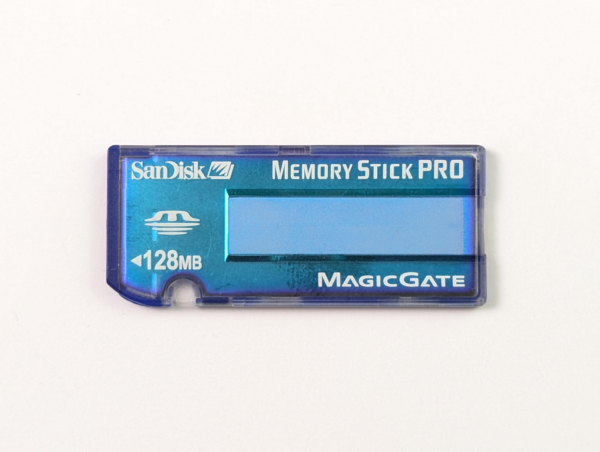 Nice Vintage Sandisk Memory Stick PRO 128 MB Card MagicGate - Cyber-shot Cameras
