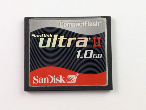 Vintage (~2003) Collectible Genuine SanDisk CompactFlash 1 GB Memory Card