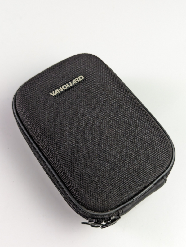 Nice Vintage Vanguard 50403517 Hard Case for Digital Camera Belt Mountable Travel Bag