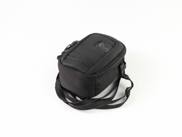 Nice Vintage Lowepro Geneva 30 Camera Bag For Thick Digital Cameras Belt Mountable