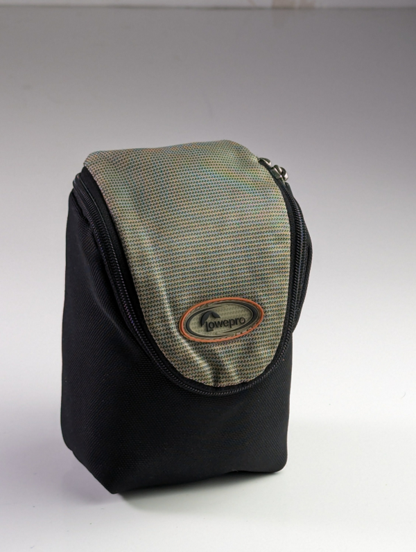Nice! Vintage Lowepro D-Res 25AW Camera Travel Bag Belt Mountable & Rain Protection - All Weather Case