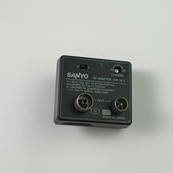 LIKE NEW! Sanyo RF Adaptor VRF-18 E for Sanyo Camcorders - Made In Japan
