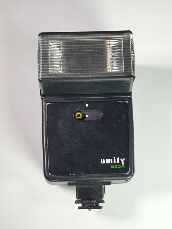 Vintage collectible Amity 820A  Flash Swivel head bounce Tested and Working
