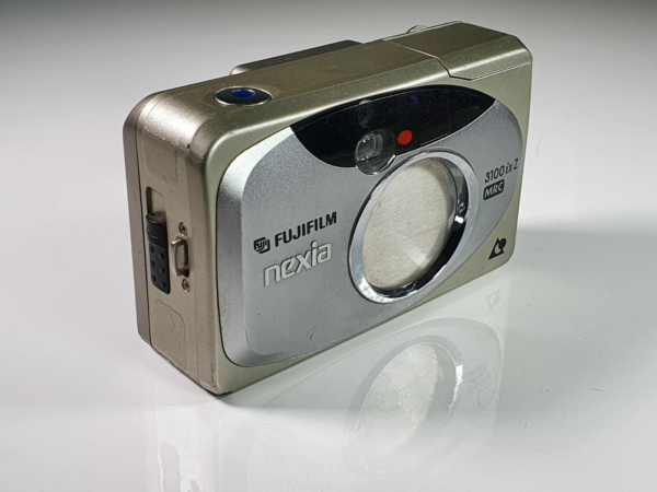 RARE! Vintage 1995 Fujifilm NEXIA 3100 ix Z MRC APS Film Camera