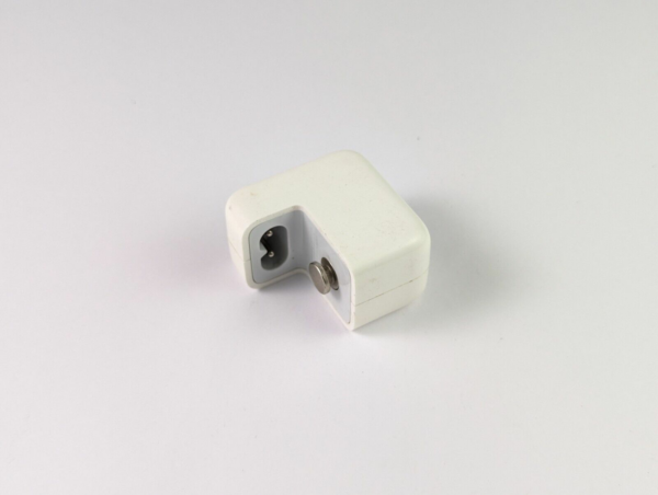 Genuine Apple iPad/iPod/iPhone/Watch A1401 Power Supply 12W 2,4A - NO PLUG !!!