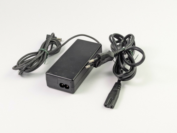 Genuine Fujitsu CA01007-0750 AC Adapter Charger 16V 3.36A For LifeBook S Series