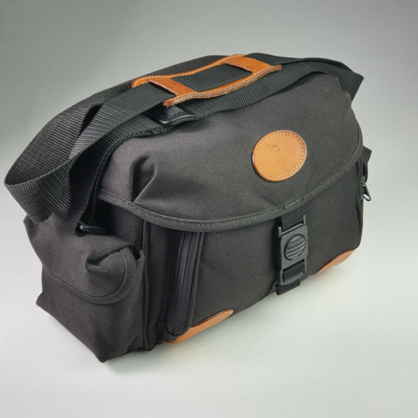 Vintage Shoulder Camera Bag Black Polyester + Yellow Leather Inserts Golfer Logo