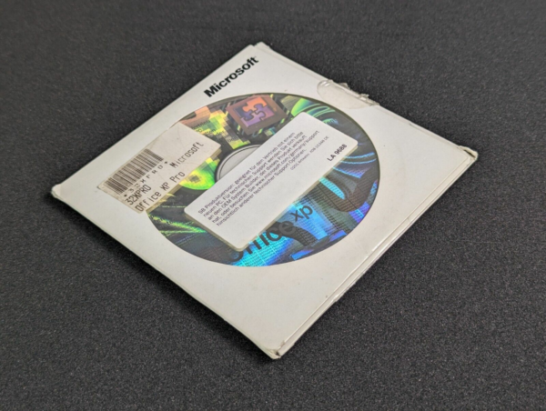 Vintage Software Microsoft Office XP Pro OEM German w/Key Main Disc Missing