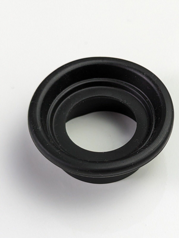 Sanyo Eye Cup Eye Piece for Sanyo VM-EX220P Video 8 Camcorder - Japan