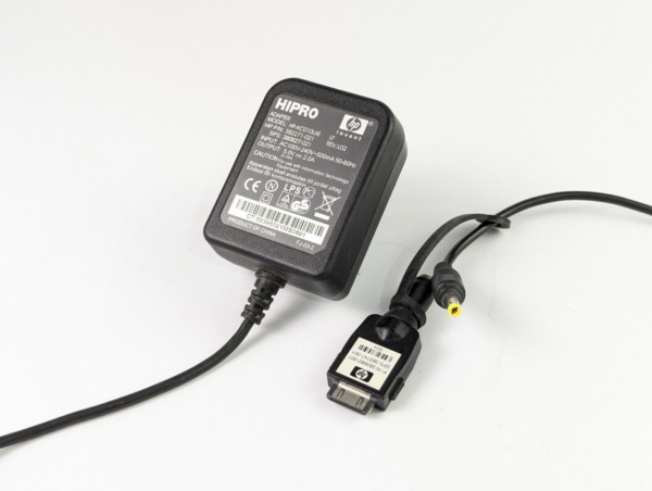 Original HP Power Supply by Hipro HP-AC010L6E + HP RD4 22-pin Dongle for HP IPAQ