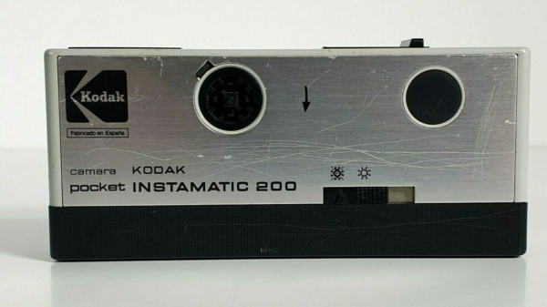 Collectible Vintage KODAK pocket Instamatic 200 Camera cca. 1980