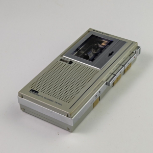 Vintage Sanyo Microcassette Recorder TRC5600 - Made In Japan - For Parts