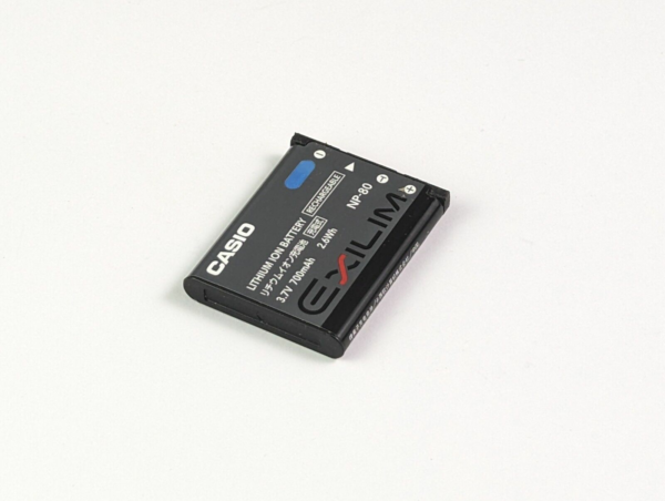 Genuine OEM Casio NP-80 Battery Pack 3.7V 700mAh for Casio Exilim Cameras