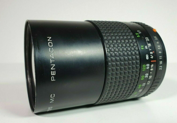 PENTACON MC 135mm F/2.8 Vintage Camera Lens PB Mount for Praktica