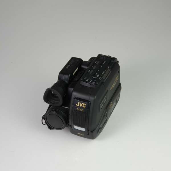 JVC Compact VHS VideoMovie GR-AX5EG 8x Zoom Lens/Low lux Made In Japan
