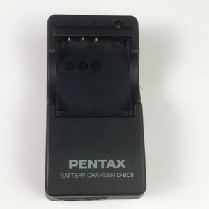 Pentax Battery Charger D-BC8 D-LI8 optio E65 E75 E85 L20 M85 T10 T20 WP S7 X SV