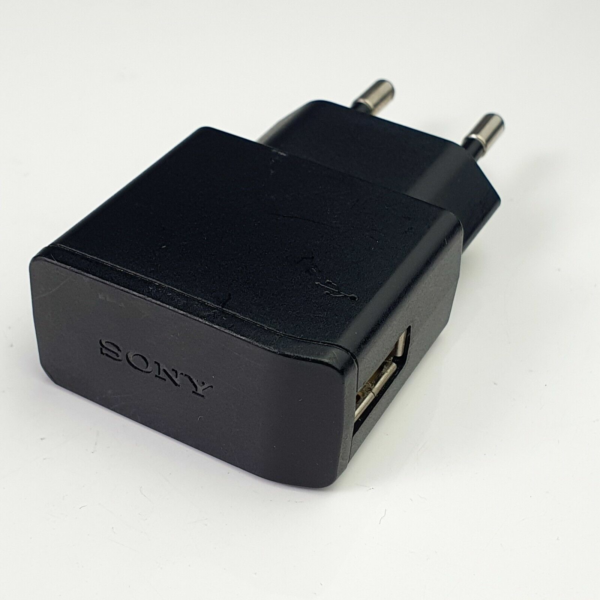 Genuine Sony Ericsson 2 PIN European EP800 Compact Travel Wall Charging Adapter