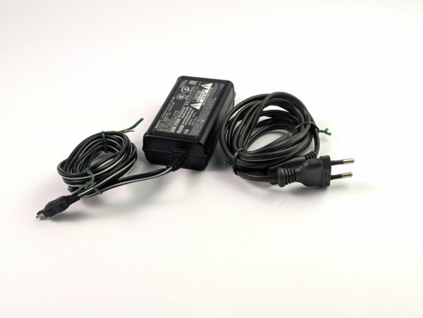 Genuine OEM Sony AC-L15B Battery Adapter Charger for Sony Cybershot & Handycams