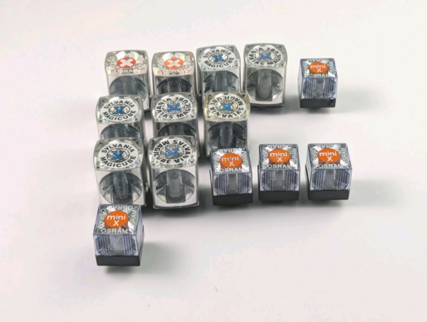 Lot of 14 Osram, Osram Mini & Sylvania Flash Cubes Partly Used Untested