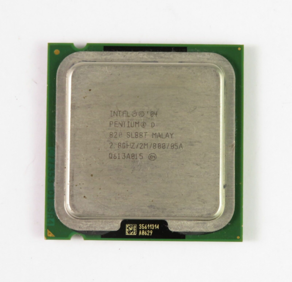 Vintage Intel Pentium D 820 Processor 2,80 GHz 2MB L2 Smithfield LGA775 800 MHz