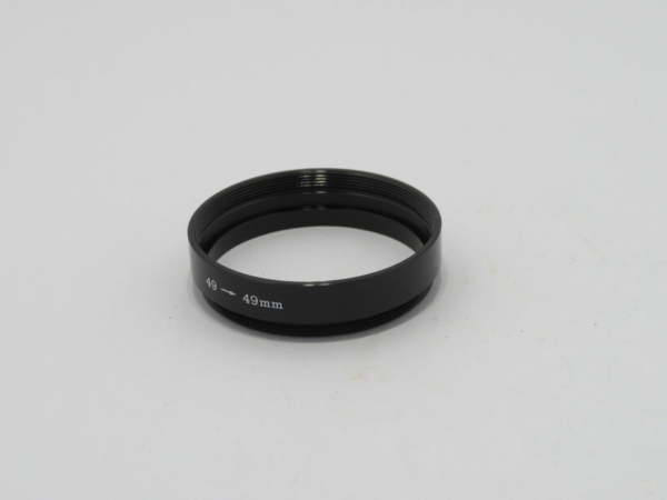 Stepping ring 49mm female (5mm thread) to 49mm male (3mm thread)