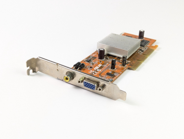Vintage Asus ATI Radeon 9256 Graphics card 128 Mb memory AGP 8X Video Card Vga & Video Out  - Made in Taiwan